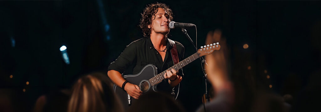 Marcel Rosado - Marcel Acoustic - Professional Acoustic Guitarist